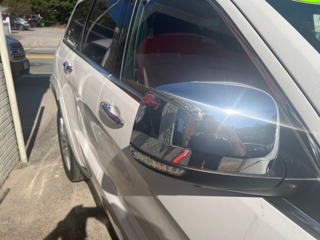 2017 Jeep Grand Cherokee Image 8