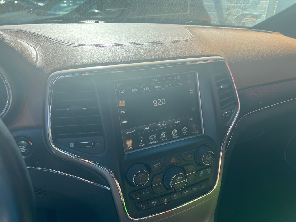 2017 Jeep Grand Cherokee Image 23