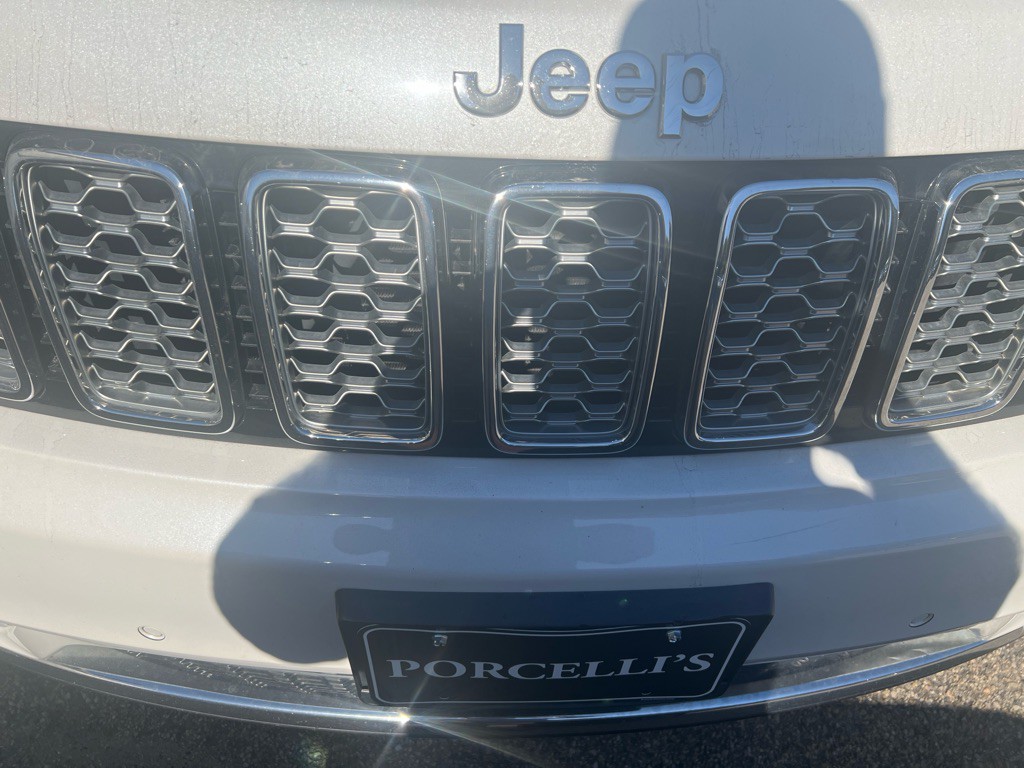 2017 Jeep Grand Cherokee Image 27
