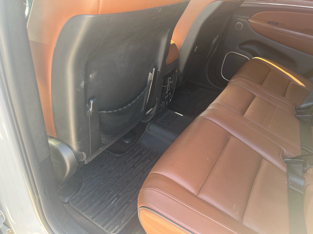 2017 Jeep Grand Cherokee Image 32