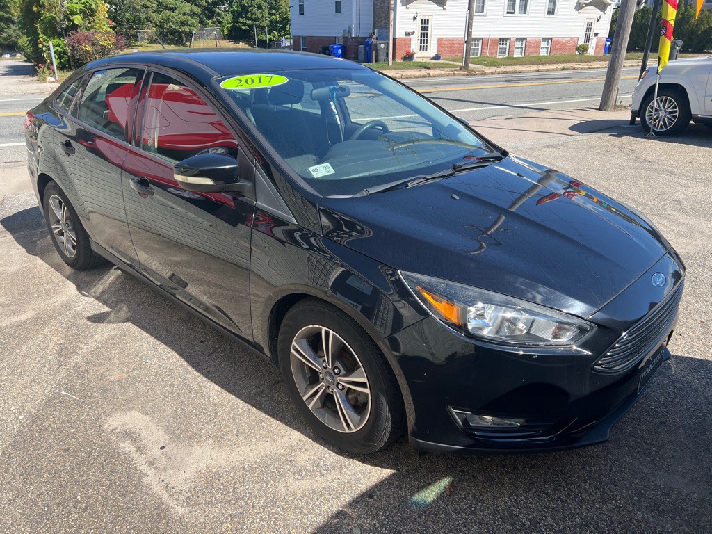 2017 Ford Focus Image 6