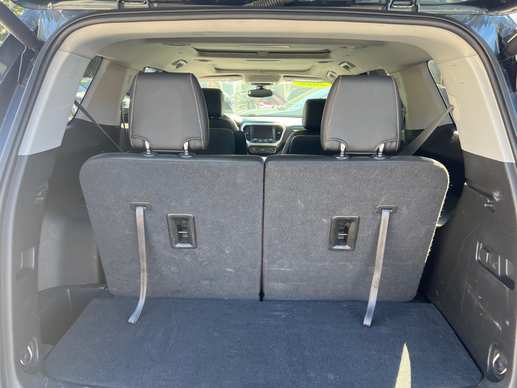2020 GMC Acadia Image 13