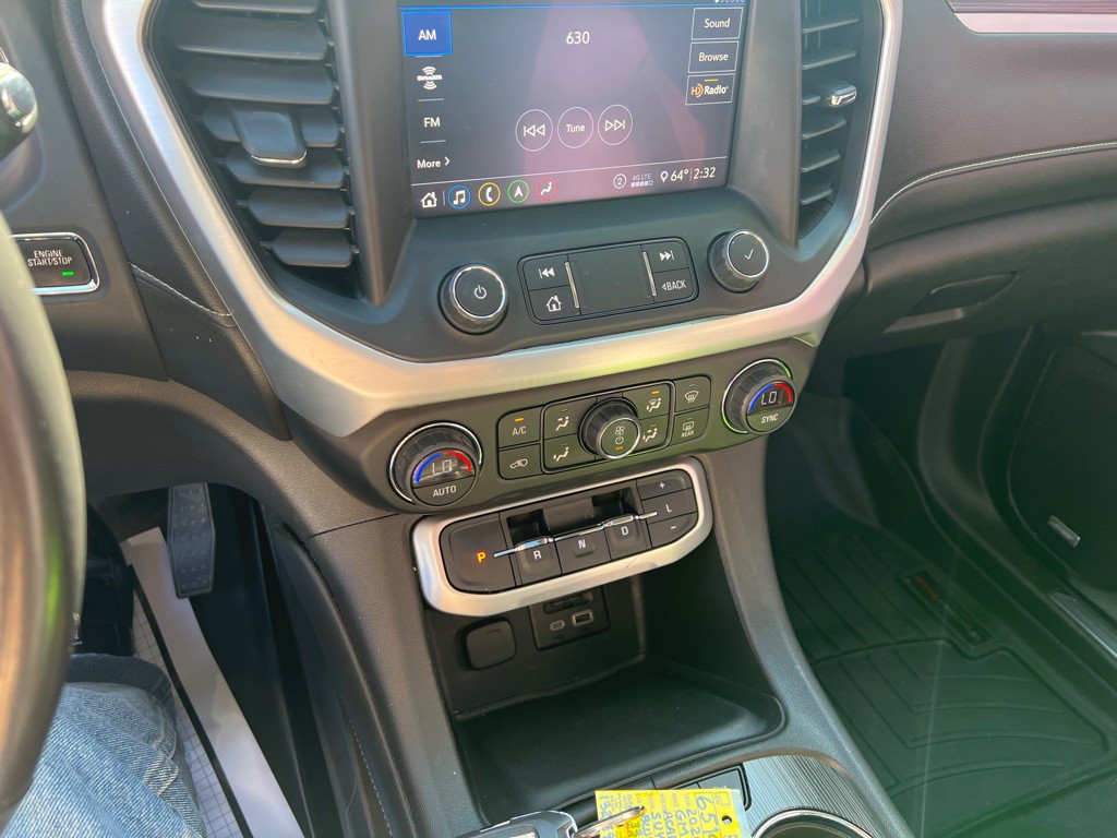 2020 GMC Acadia Image 26