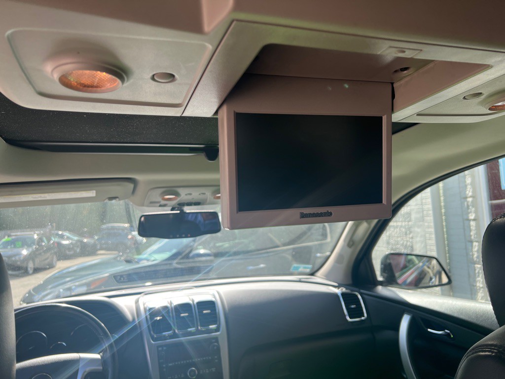 2012 GMC Acadia Image 18