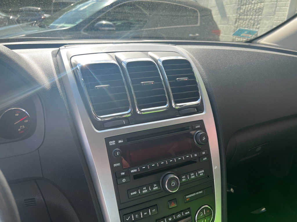 2012 GMC Acadia Image 25