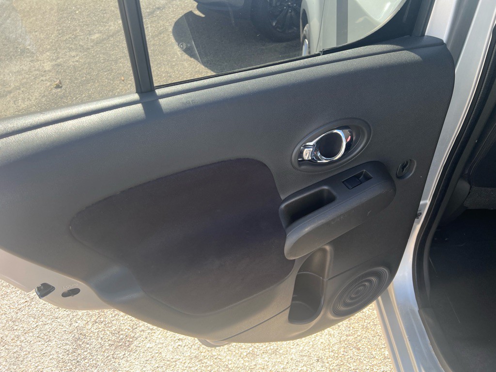 2012 Nissan Cube Image 11