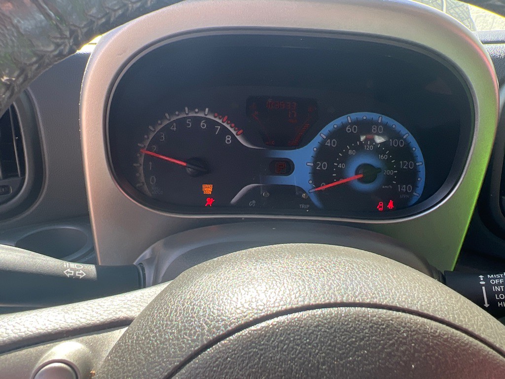 2012 Nissan Cube Image 16