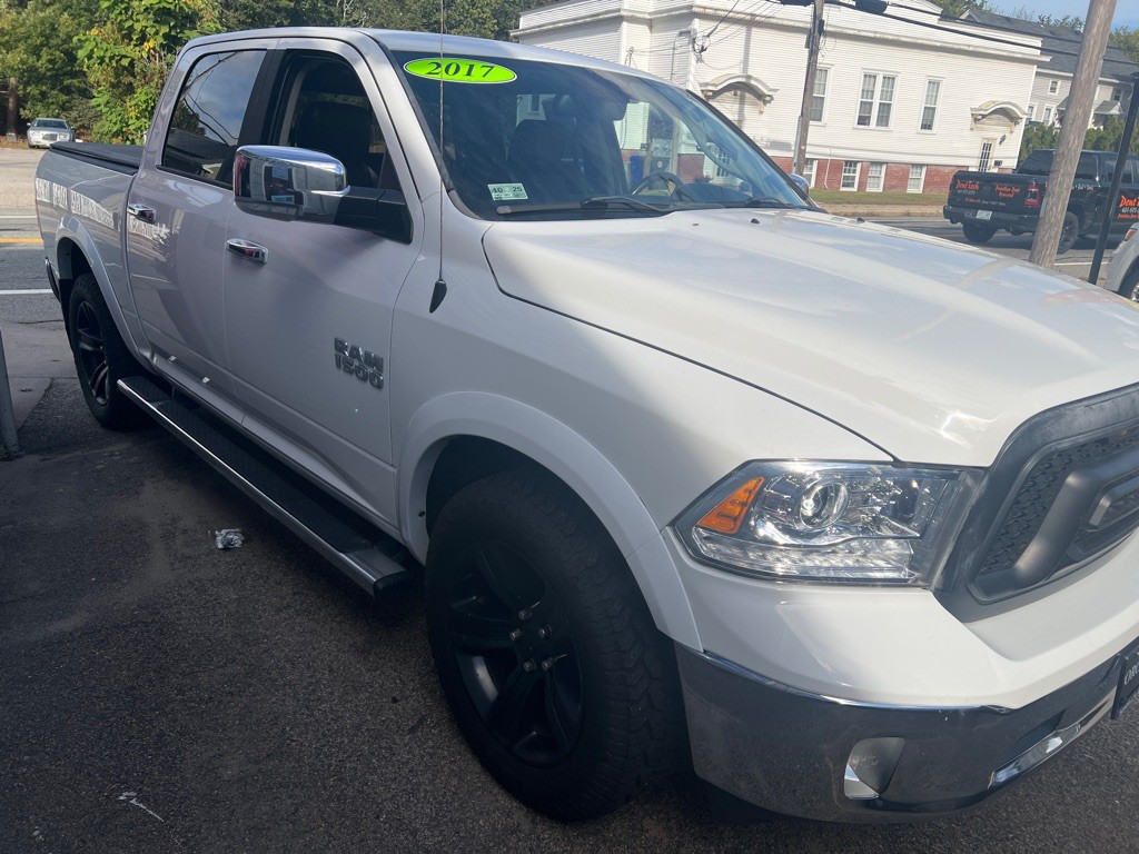 2017 RAM 1500 Image 6