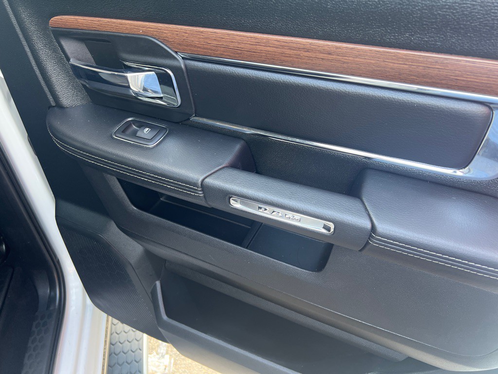 2017 RAM 1500 Image 9
