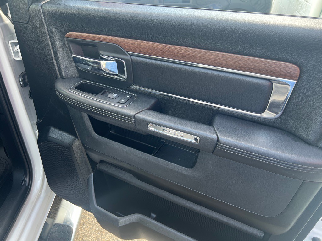 2017 RAM 1500 Image 11