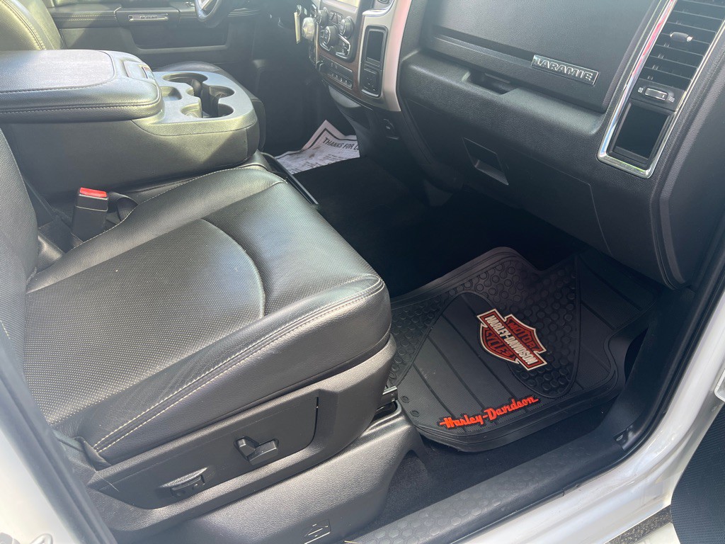 2017 RAM 1500 Image 12