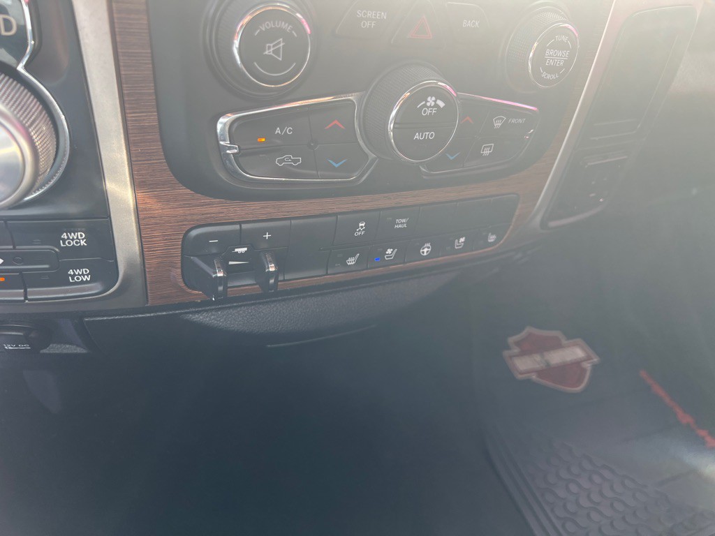 2017 RAM 1500 Image 22