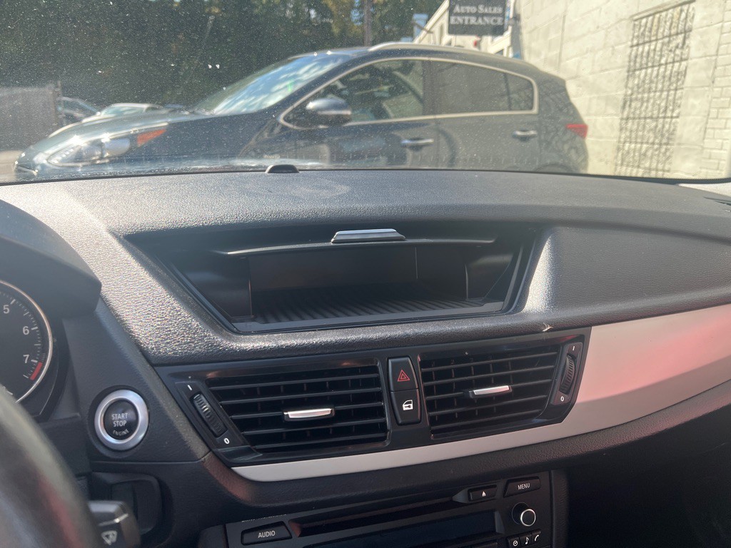 2015 BMW X1 Image 20