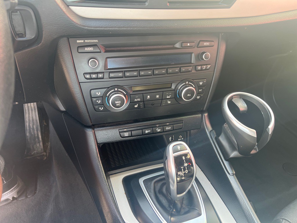2015 BMW X1 Image 21