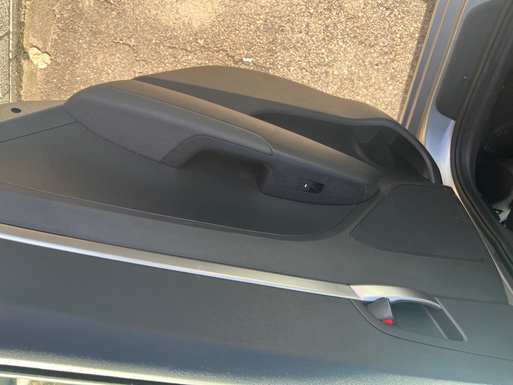 2020 Hyundai Elantra Image 9