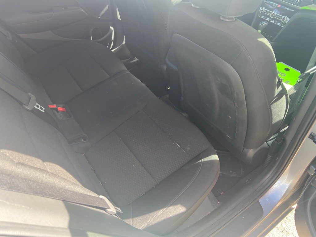 2020 Hyundai Elantra Image 10