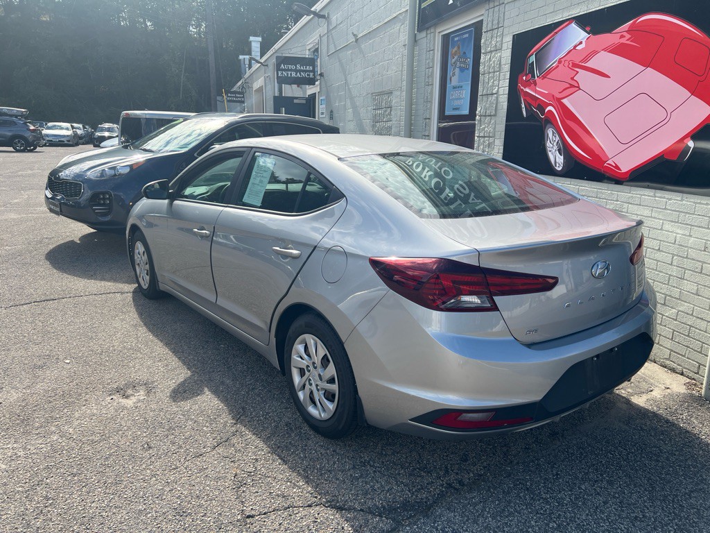 2020 Hyundai Elantra Image 25