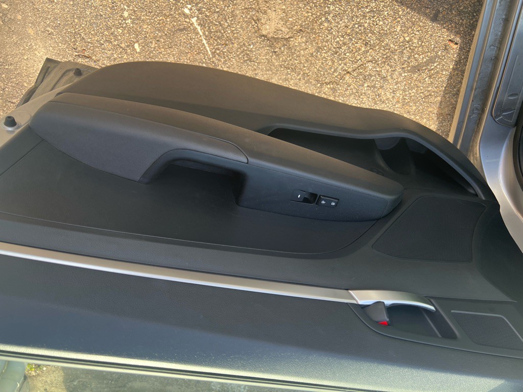 2020 Hyundai Elantra Image 35