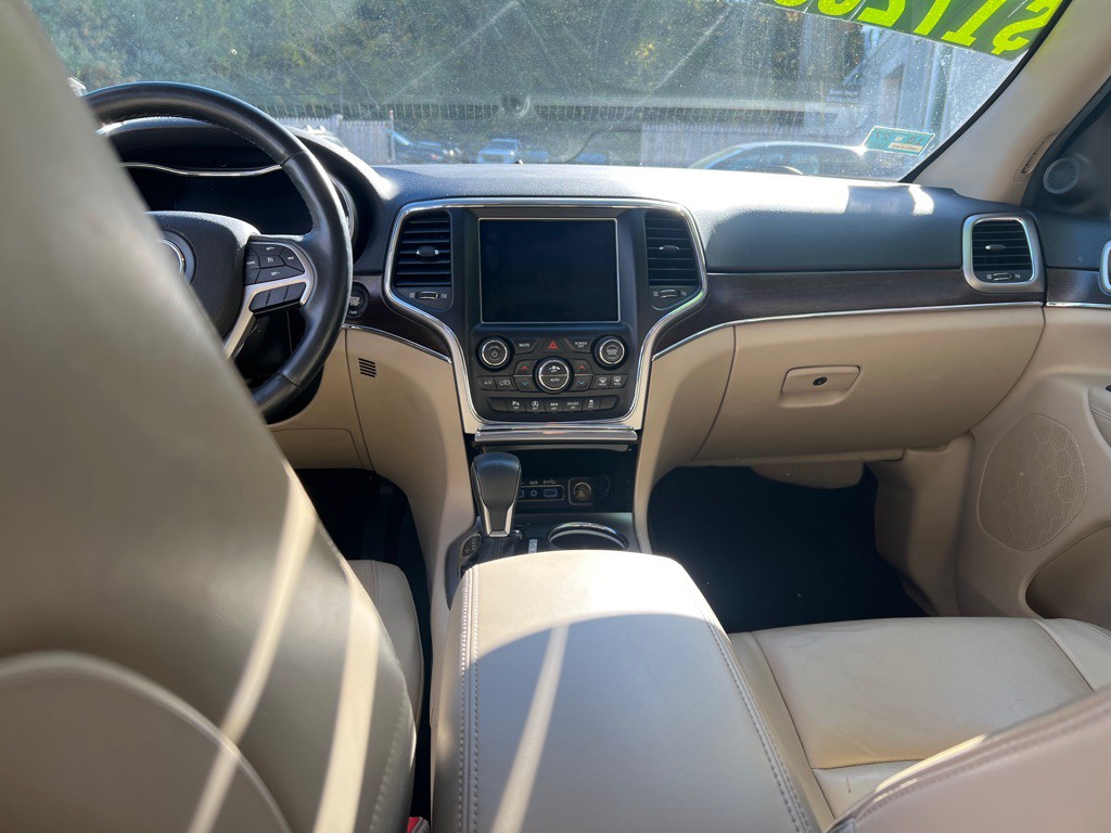 2018 Jeep Grand Cherokee Image 16