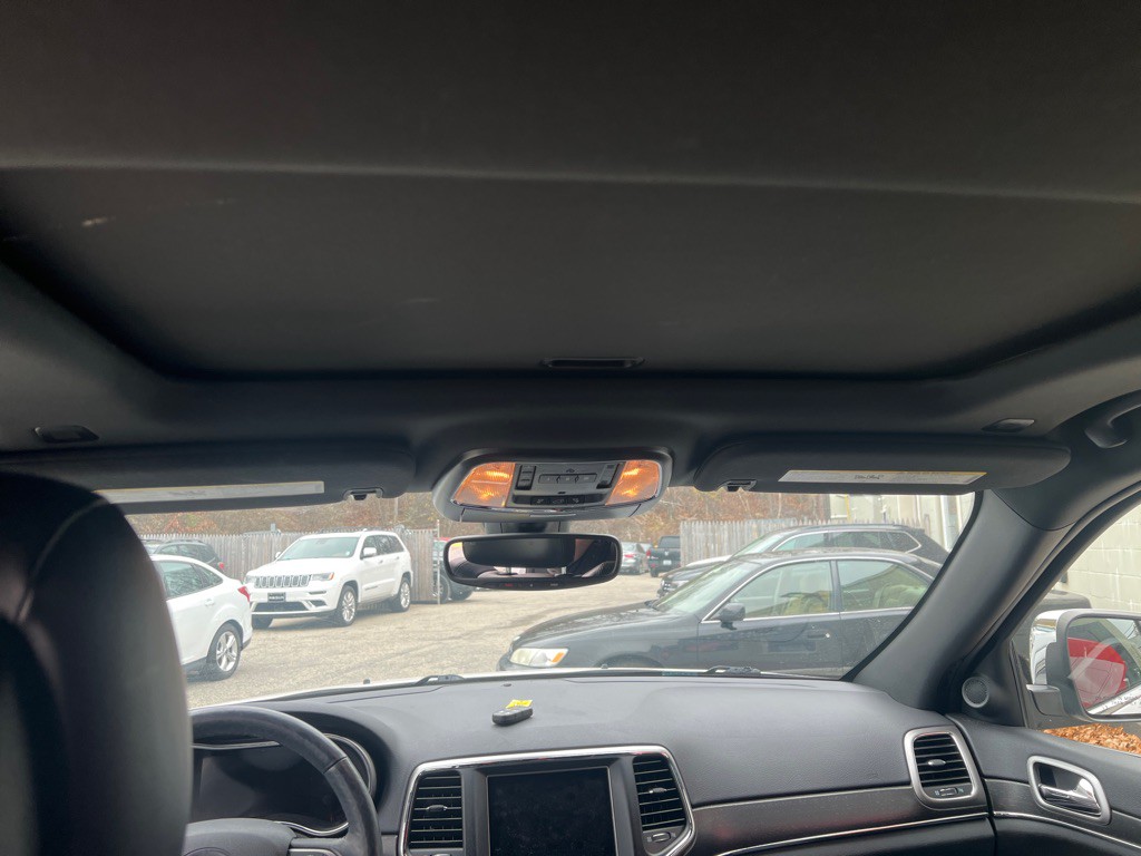 2018 Jeep Grand Cherokee Image 15