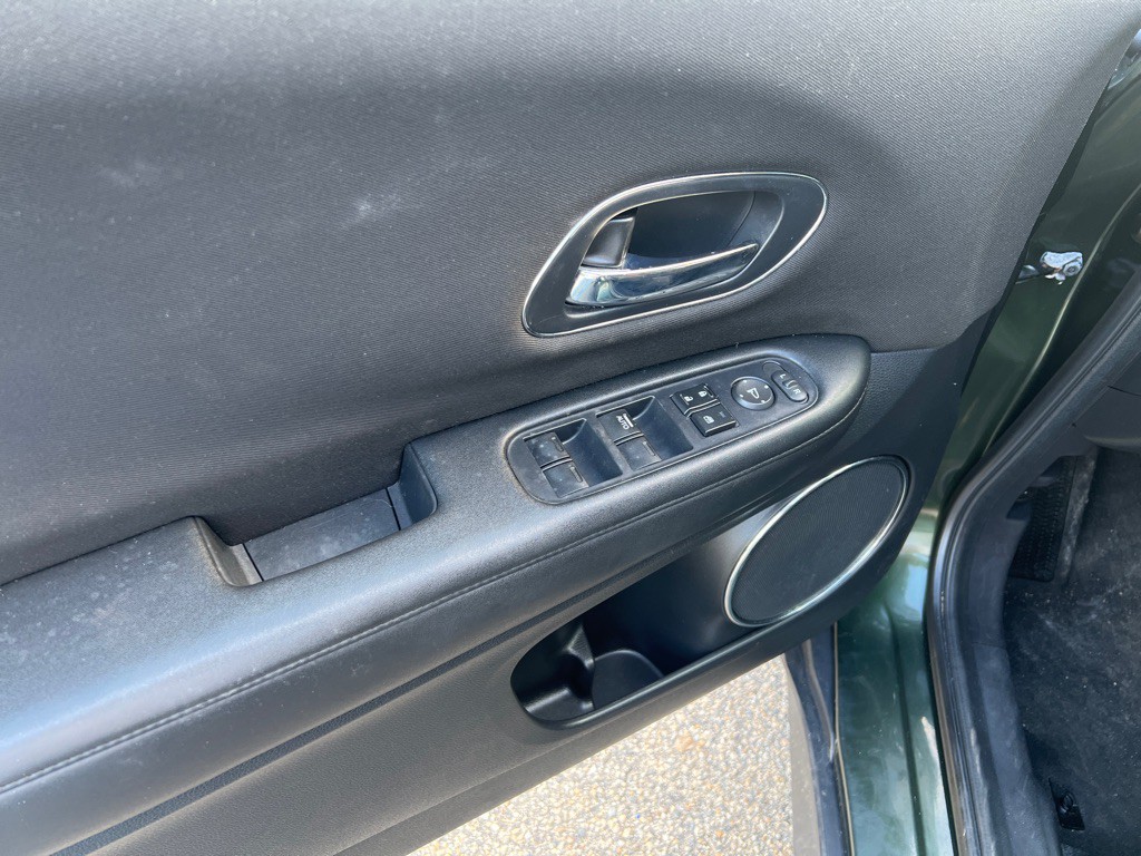 2016 Honda HR-V Image 15