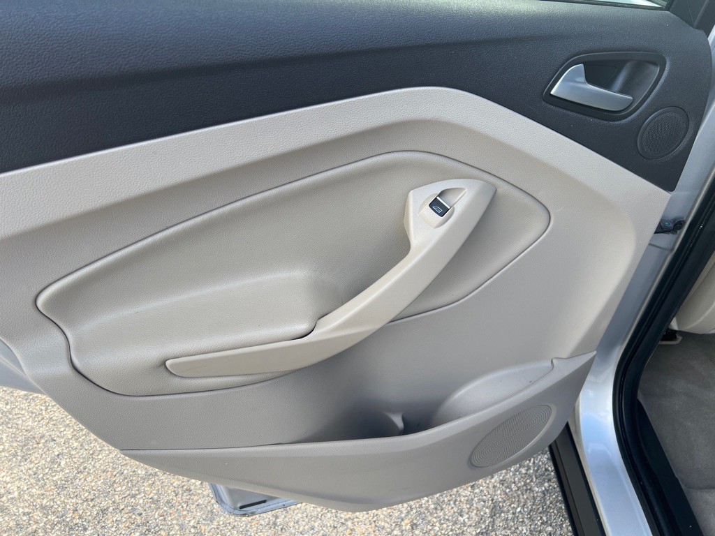 2016 Ford Escape Image 14