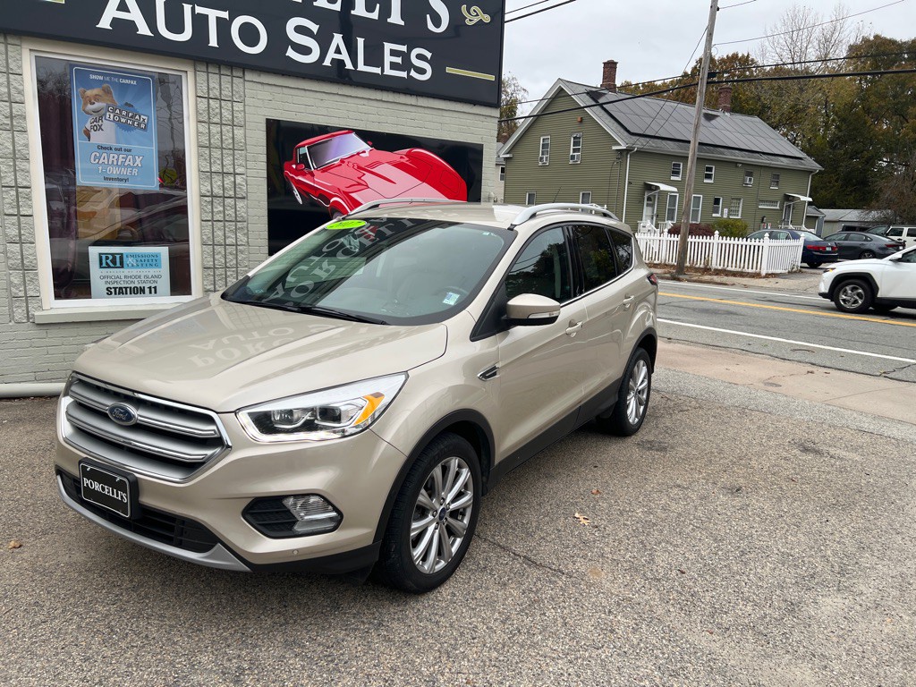 2017 Ford Escape Image 2