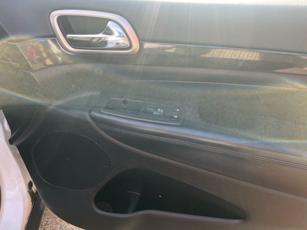 2013 Jeep Grand Cherokee Image 11