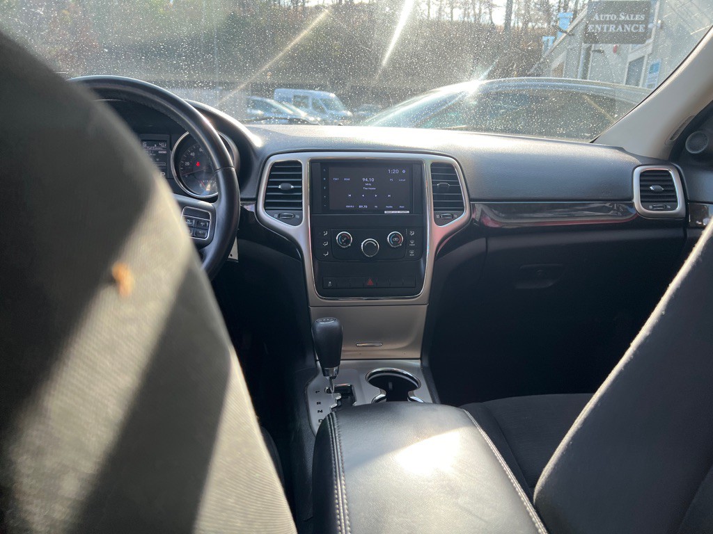 2013 Jeep Grand Cherokee Image 16