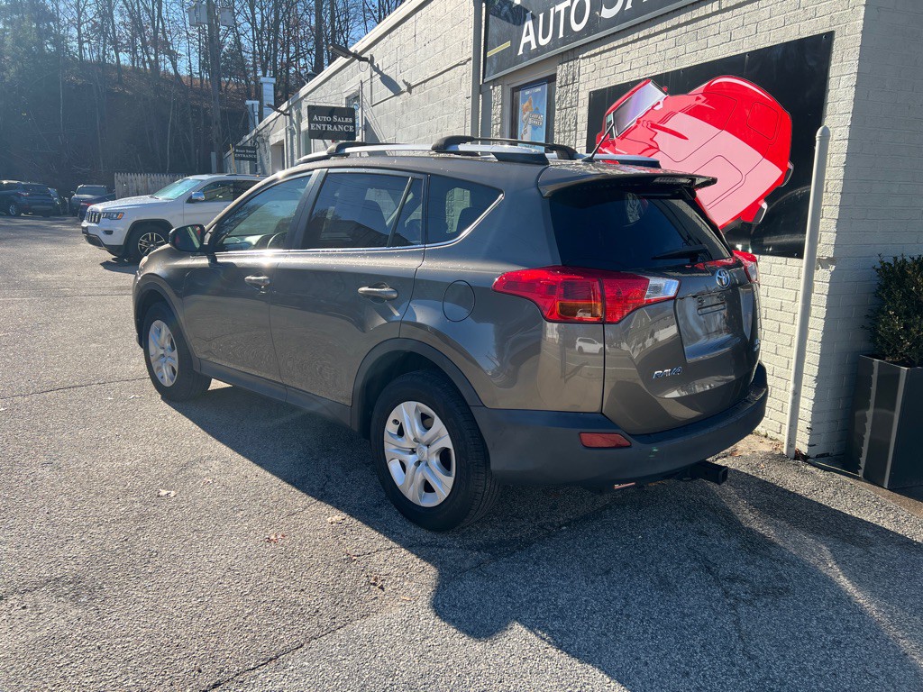 2015 Toyota Rav4 Image 3