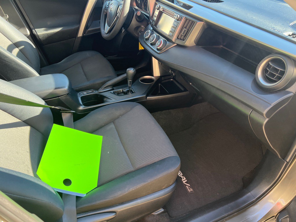 2015 Toyota Rav4 Image 12