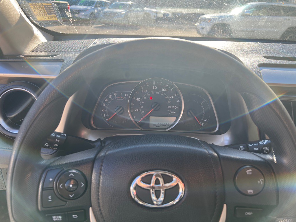 2015 Toyota Rav4 Image 19