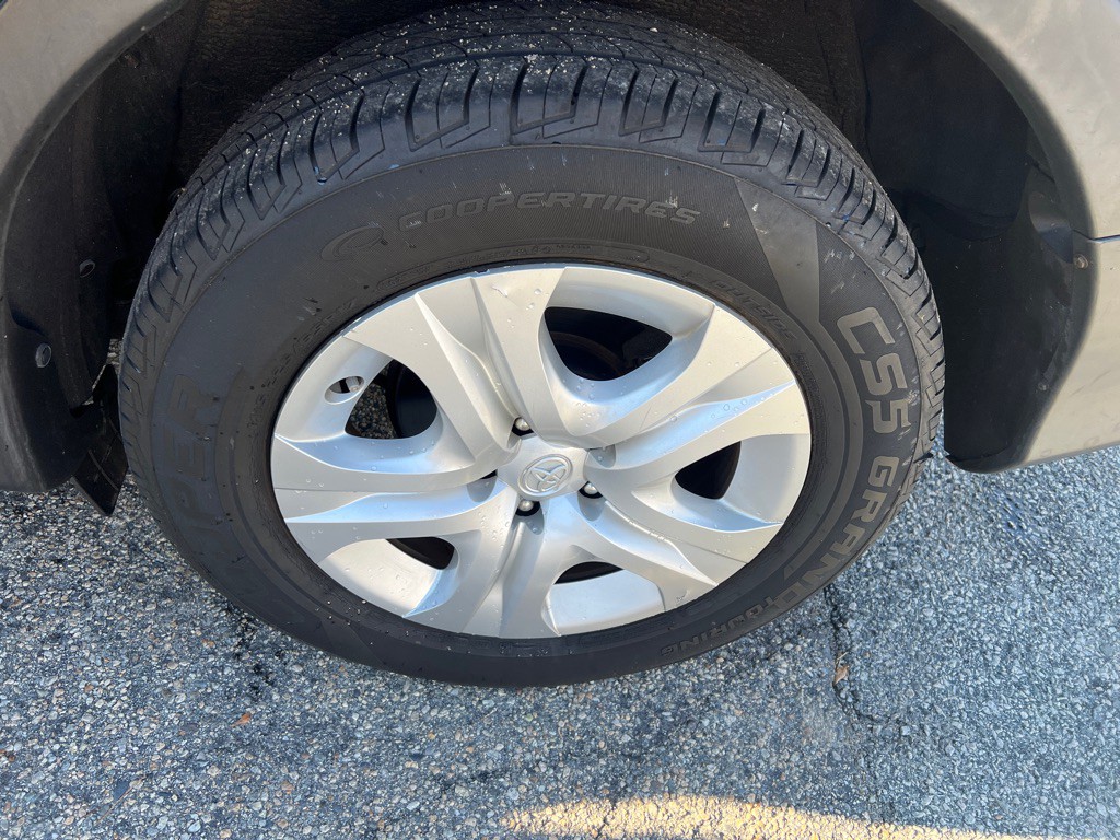 2015 Toyota Rav4 Image 23