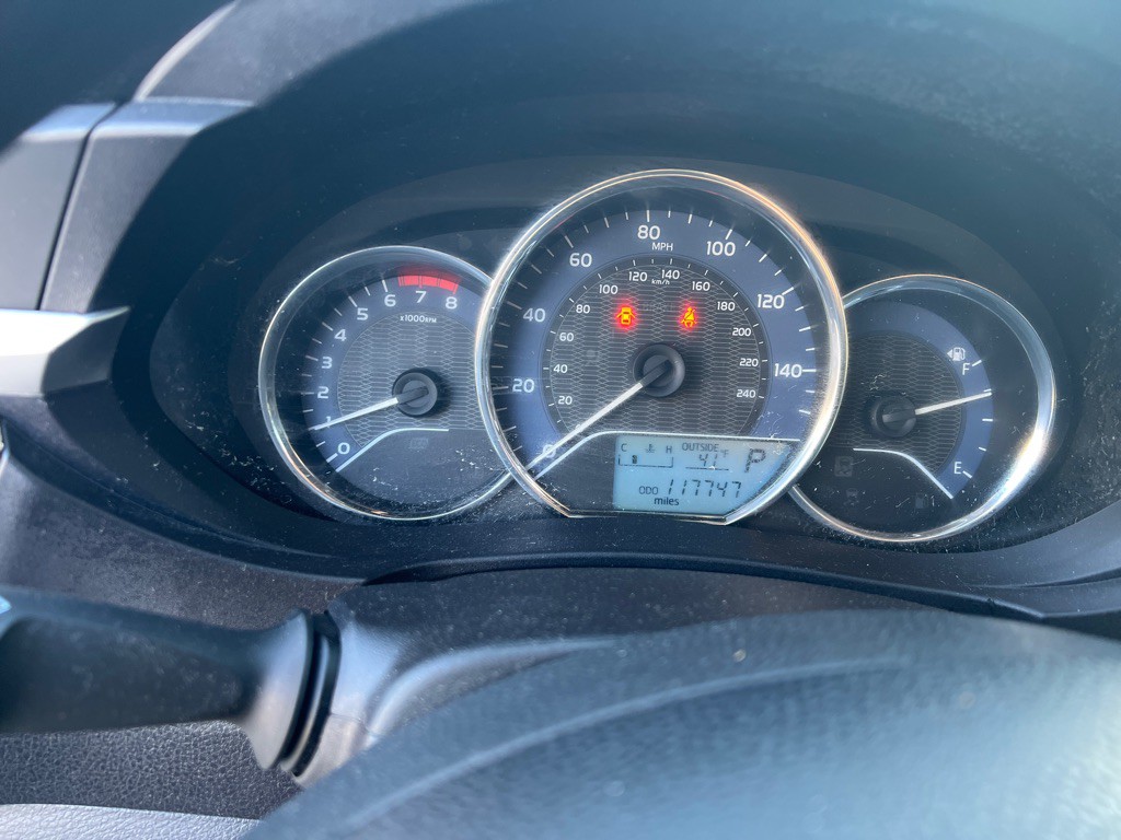 2015 Toyota Corolla Image 19