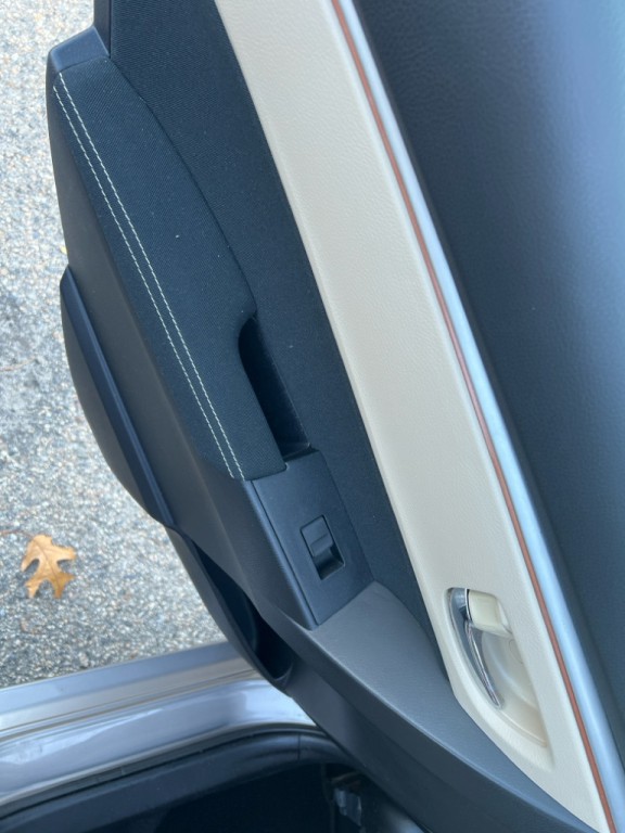 2015 Toyota Corolla Image 30