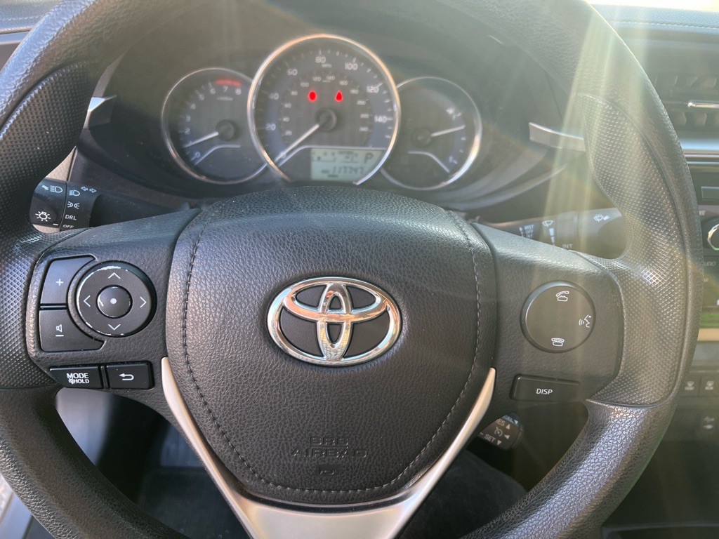2015 Toyota Corolla Image 38