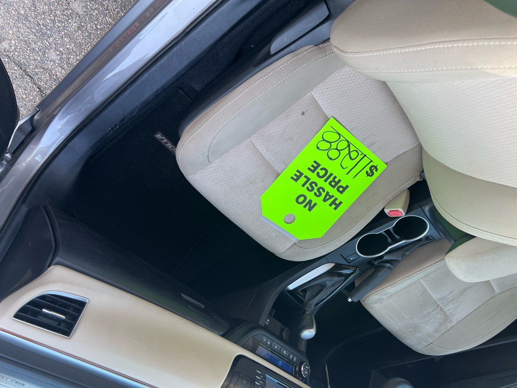 2015 Toyota Corolla Image 29