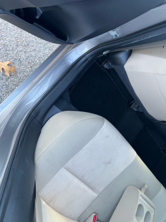 2015 Toyota Corolla Image 31