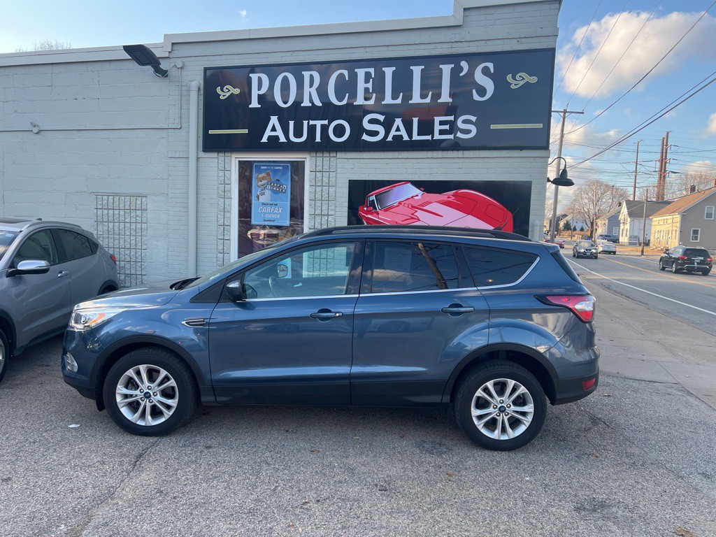 2018 Ford Escape Image 2