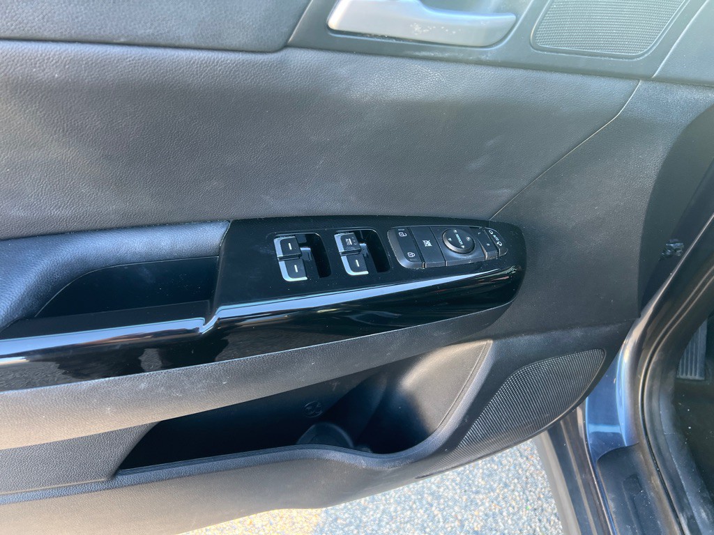 2020 Kia Sportage Image 18