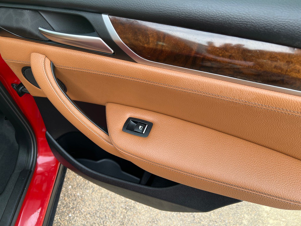 2017 BMW X3 Image 11