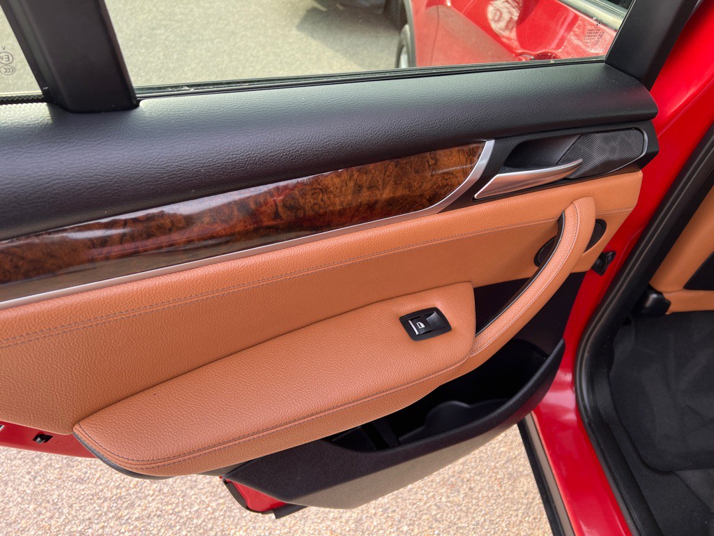 2017 BMW X3 Image 15