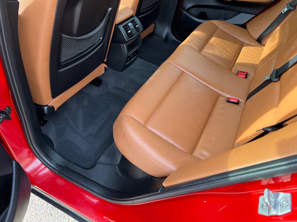 2017 BMW X3 Image 16