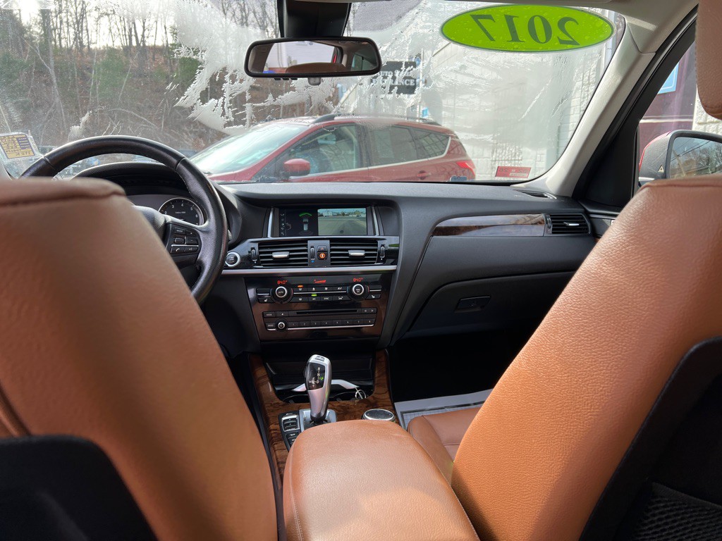 2017 BMW X3 Image 18