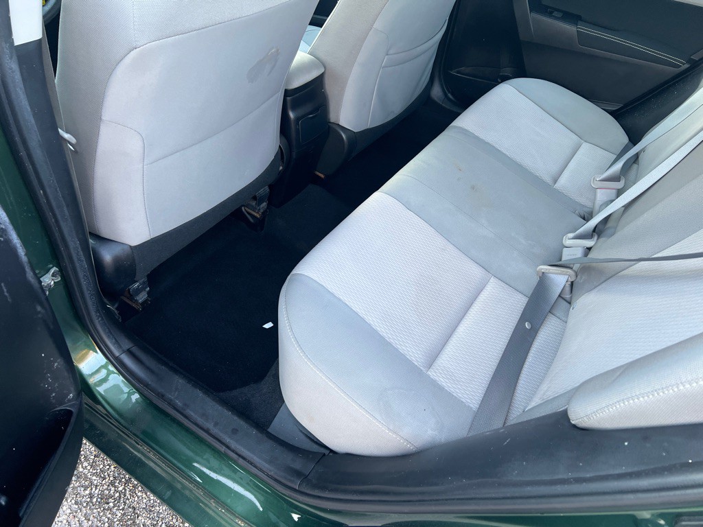 2015 Toyota Corolla Image 14