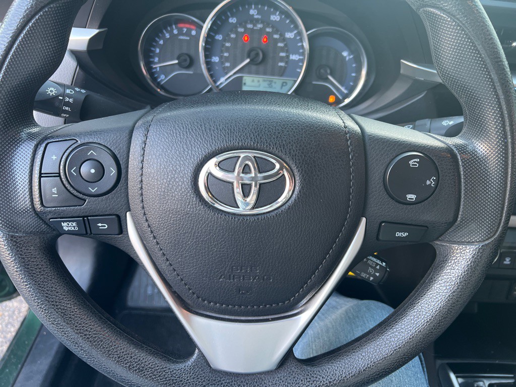 2015 Toyota Corolla Image 19