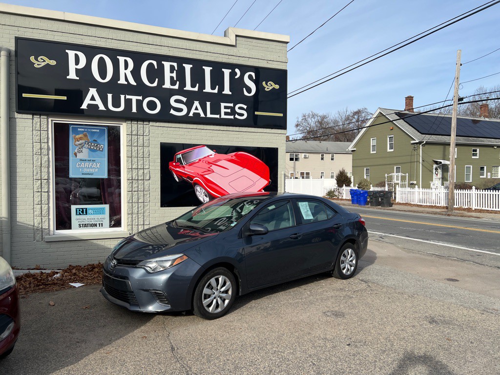 2015 Toyota Corolla Image 1
