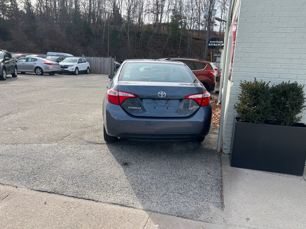 2015 Toyota Corolla Image 4
