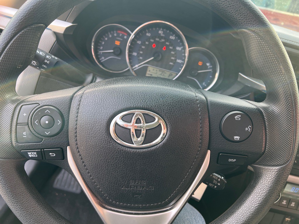 2015 Toyota Corolla Image 18