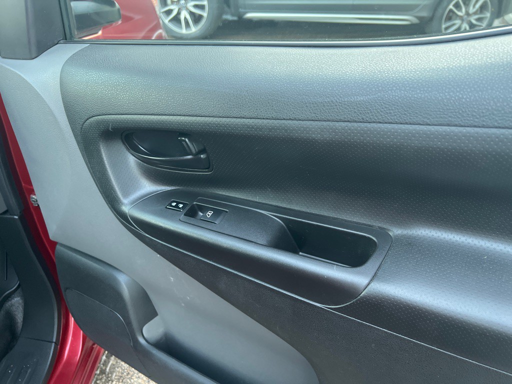 2019 Nissan NV200 Image 6